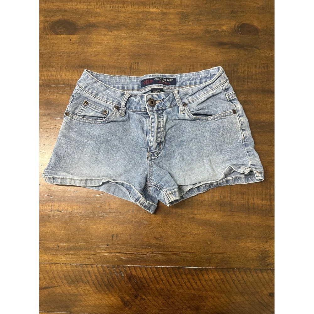 One Tuff Babe Womens Light Wash Stretch Denim Shorts Blue Size 3/4 Y2K